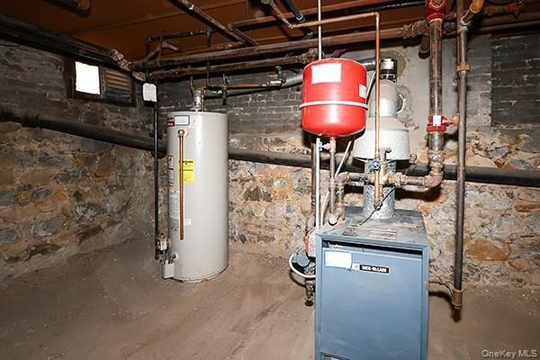 Single Family 54th  Queens, NY 11378, MLS-943859-39