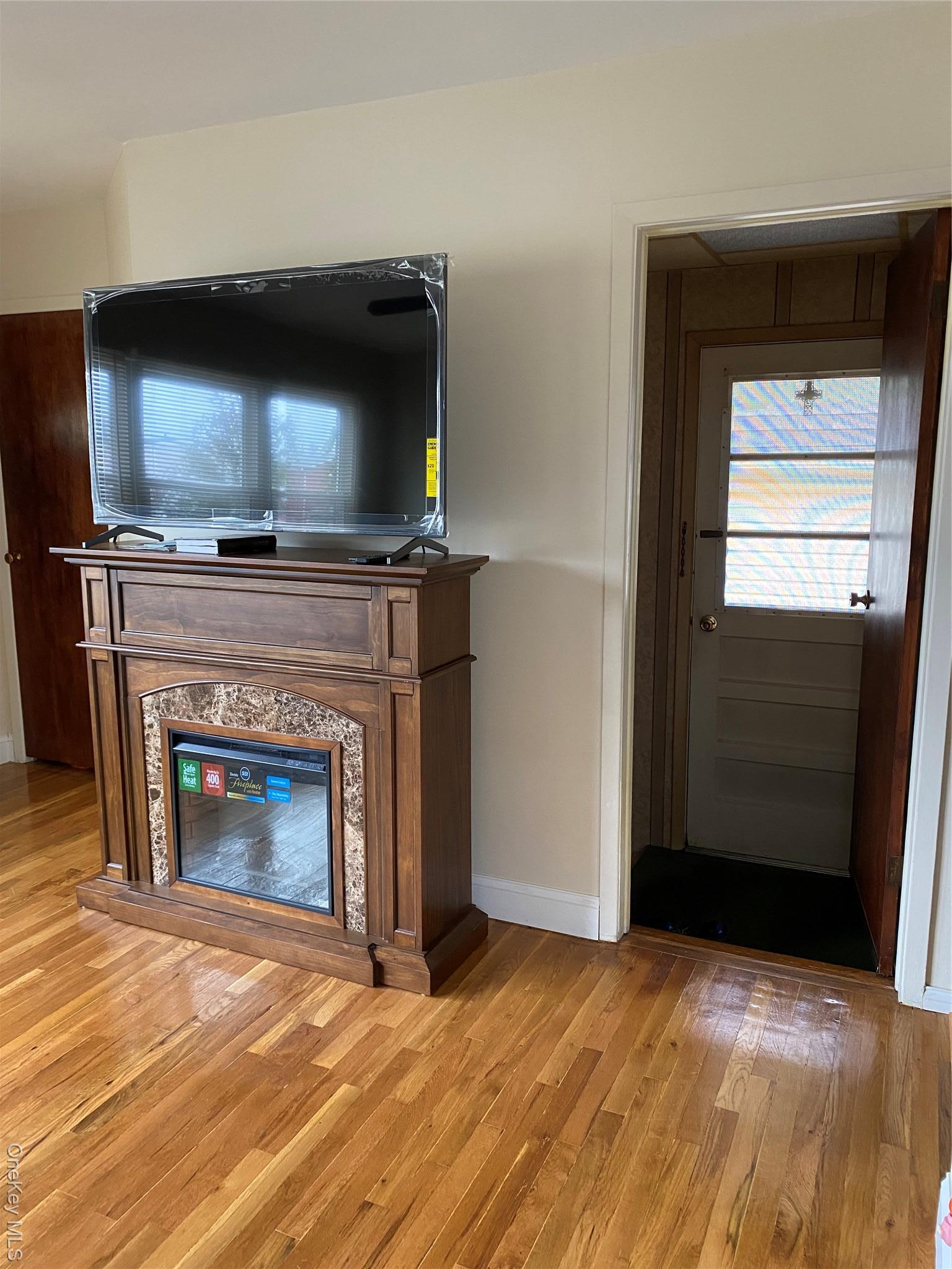 Single Family 266 St  Queens, NY 11004, MLS-943868-10