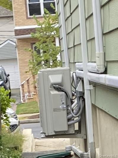 Single Family 266 St  Queens, NY 11004, MLS-943868-17