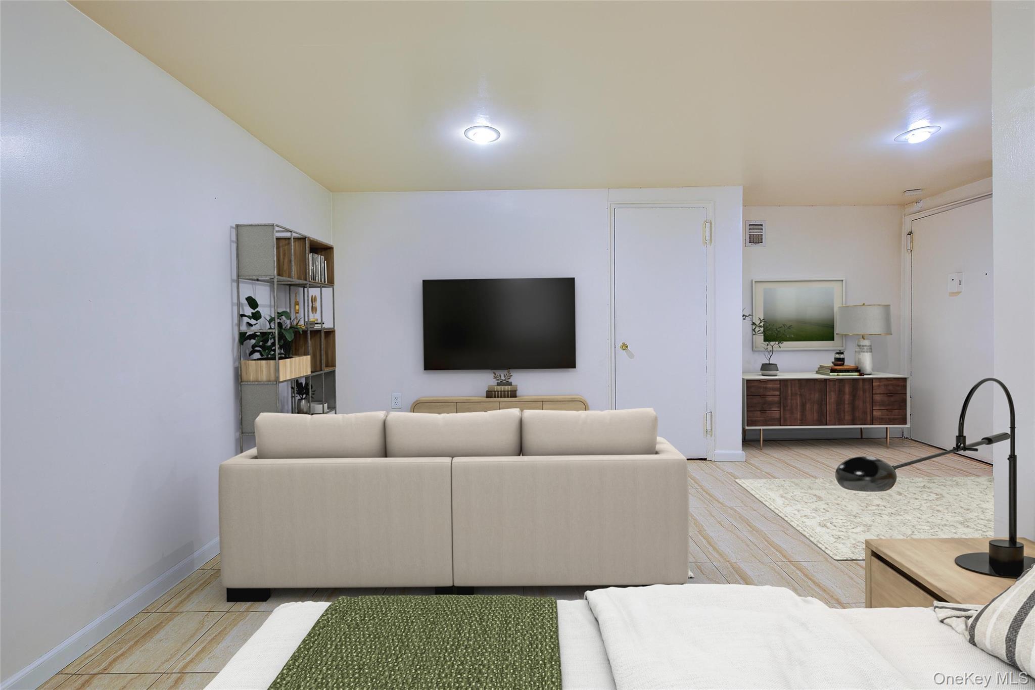 Apartment Burns  Queens, NY 11375, MLS-943877-19