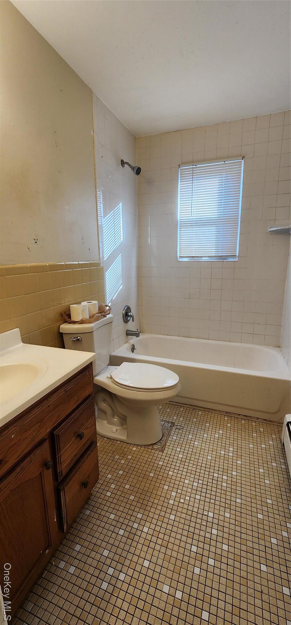 Single Family Whittier Suffolk County, NY 11951, MLS-943897-9