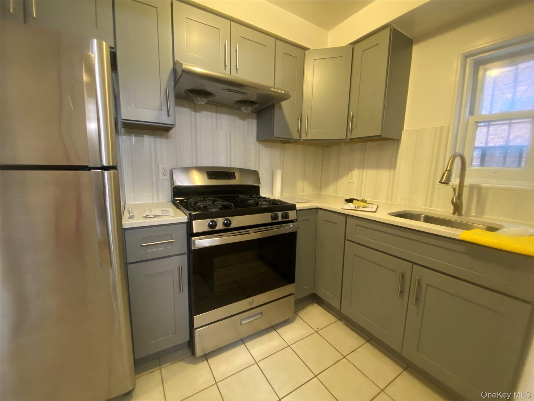 Apartment 41st  Queens, NY 11377, MLS-943908-6