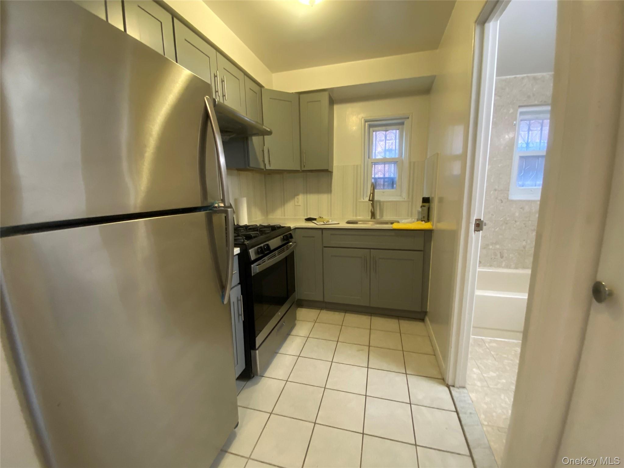 Apartment 41st  Queens, NY 11377, MLS-943908-7