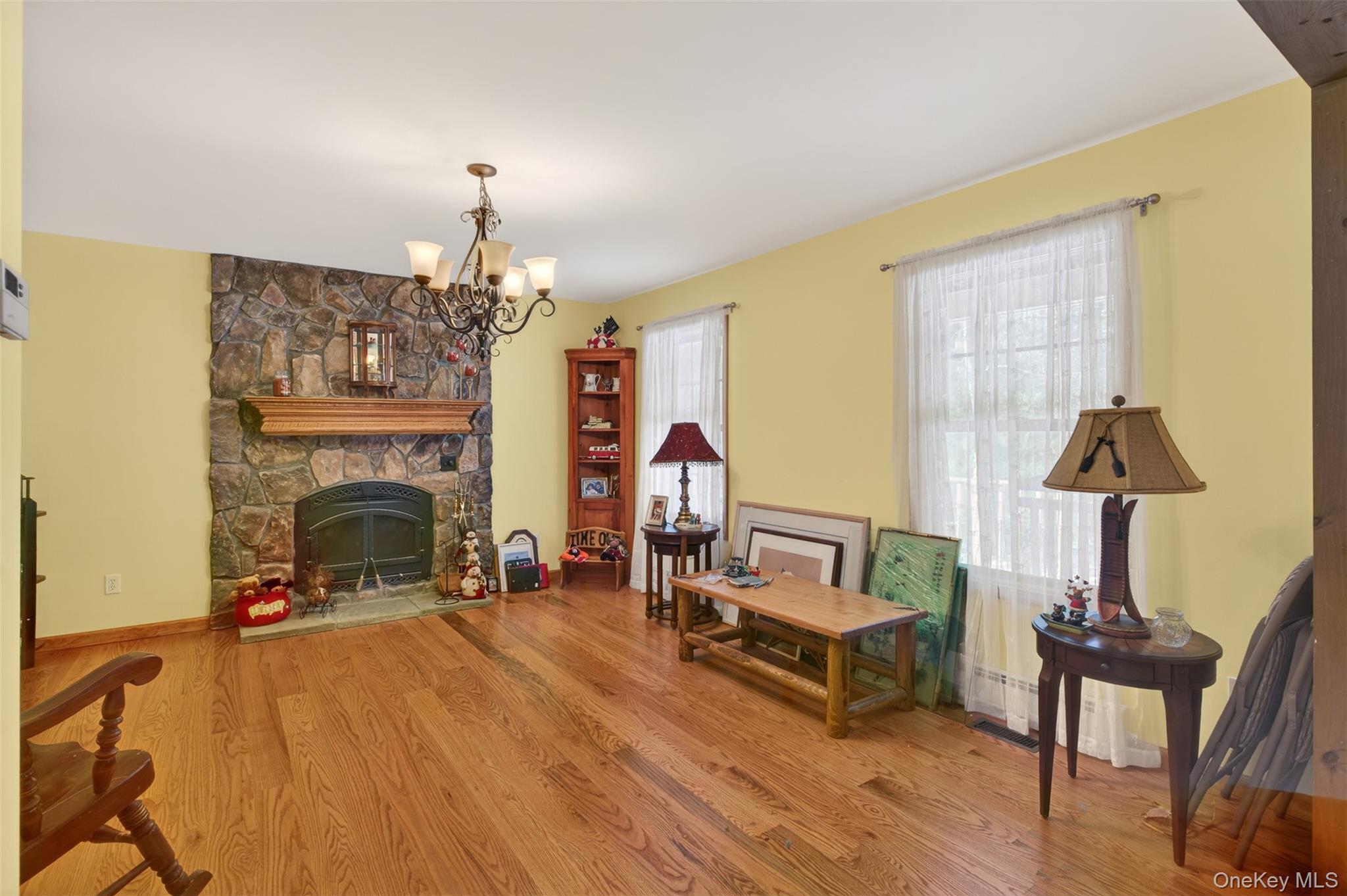 Single Family Ozeriany Sullivan County, NY 12719, MLS-943916-11