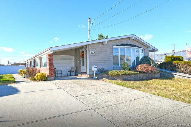 Single Family Miller Nassau County, NY 11801, MLS-943918-3