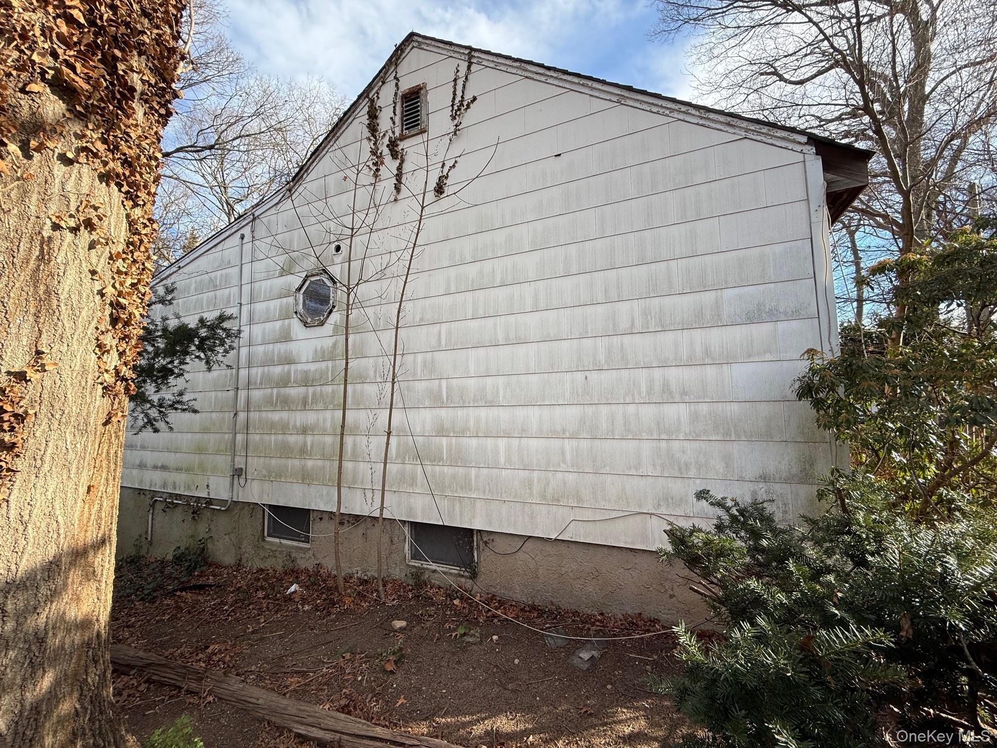 Single Family Roxbury  Suffolk County, NY 11746, MLS-943925-3