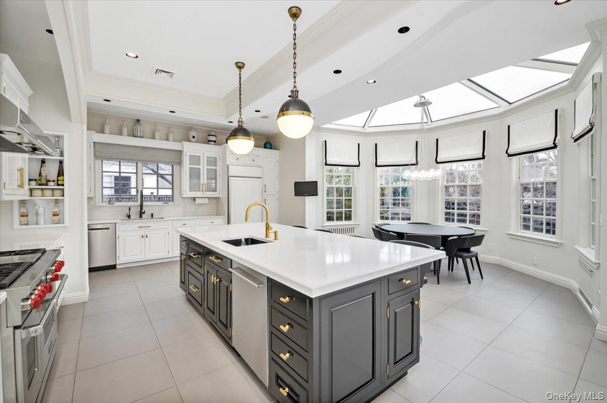 Single Family Westmoreland  Queens, NY 11363, MLS-943929-9