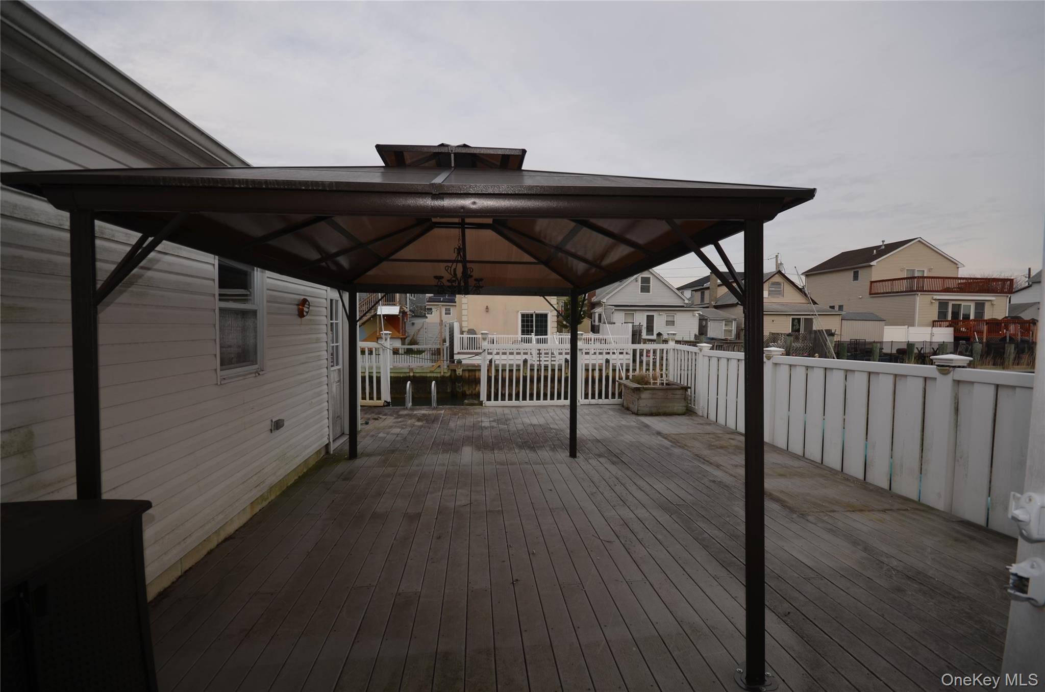 Single Family Beach Nassau County, NY 11710, MLS-943937-16