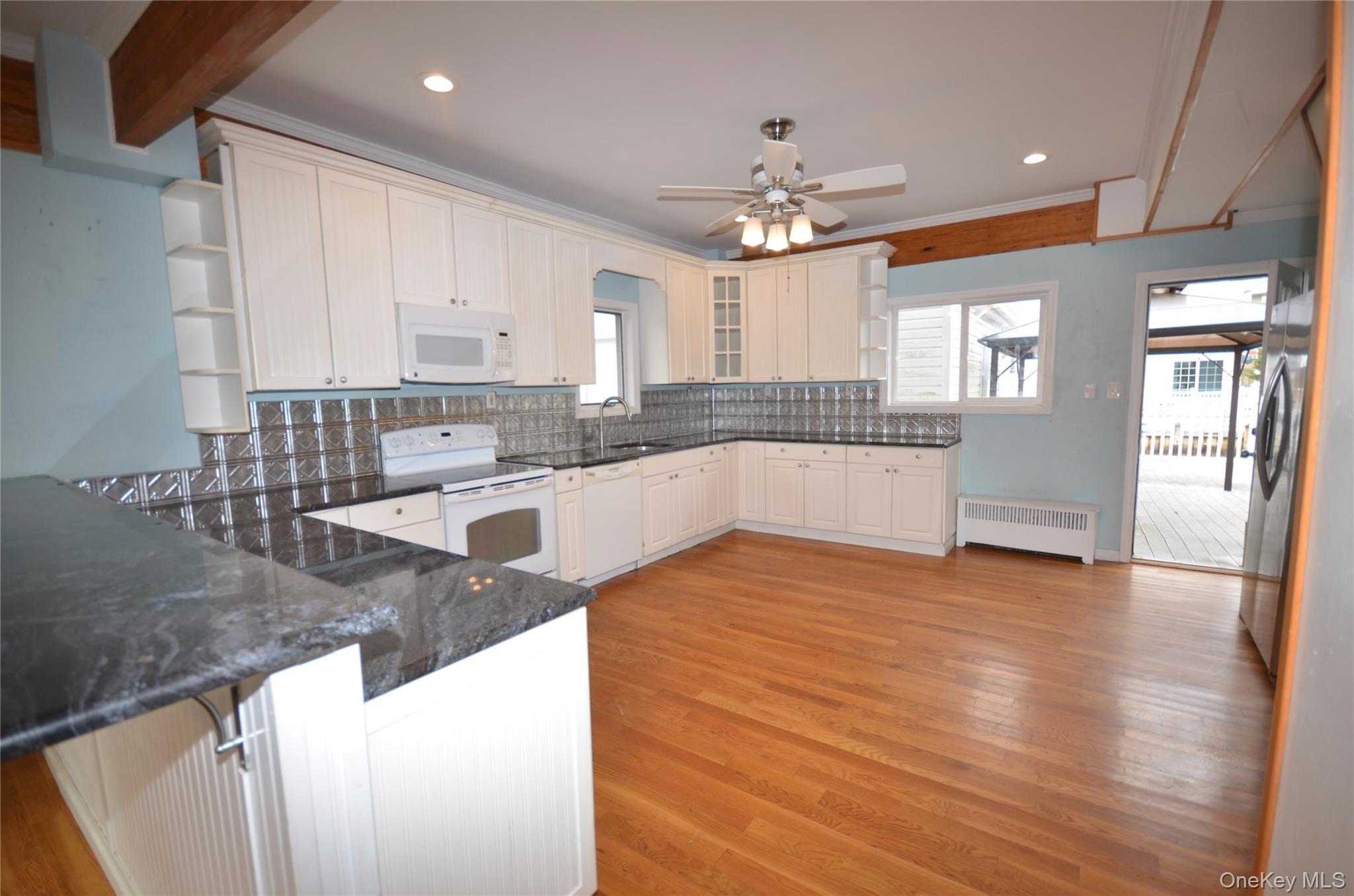 Single Family Beach Nassau County, NY 11710, MLS-943937-2