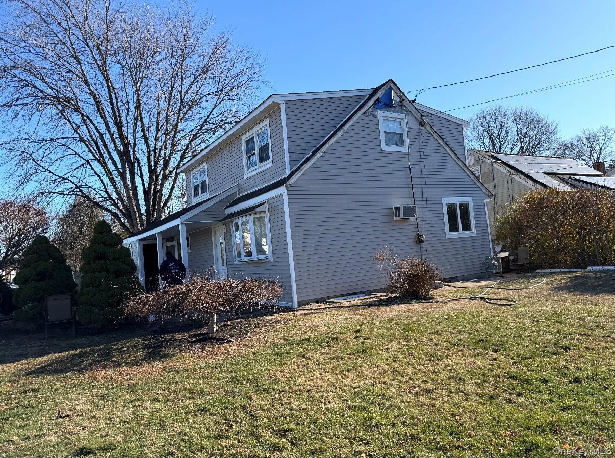 Single Family Gracie  Suffolk County, NY 11703, MLS-943944-3