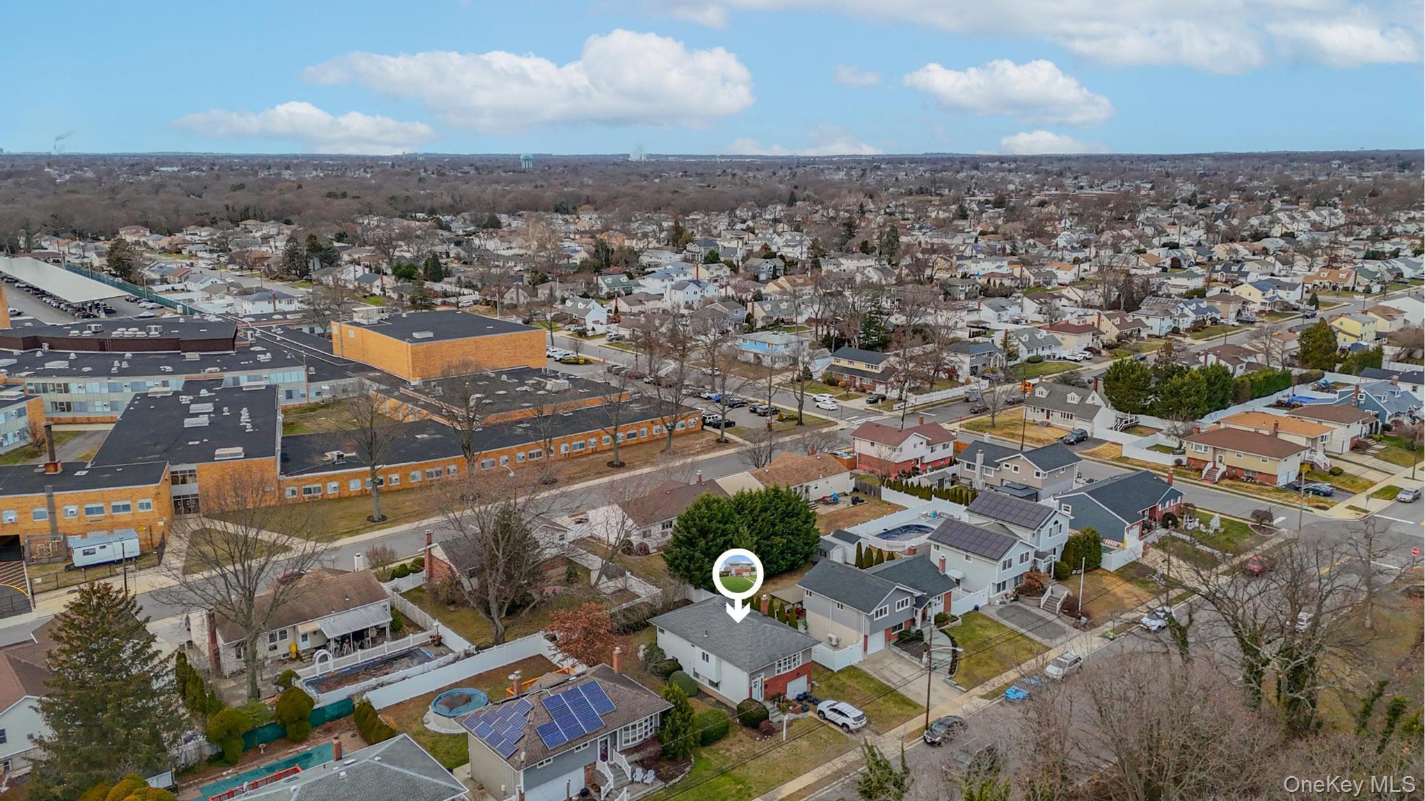 Single Family Crestwood Nassau County, NY 11735, MLS-943959-4