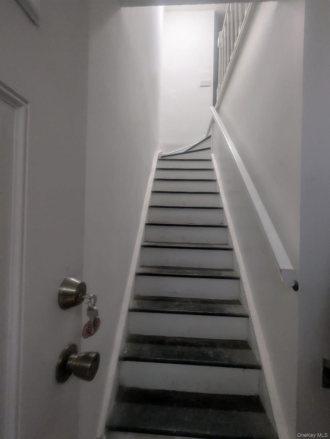 Single Family Mott  Queens, NY 11691, MLS-943963-21