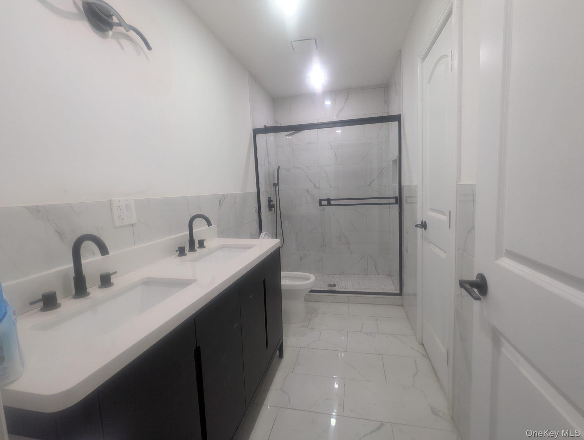 Single Family Mott  Queens, NY 11691, MLS-943963-7