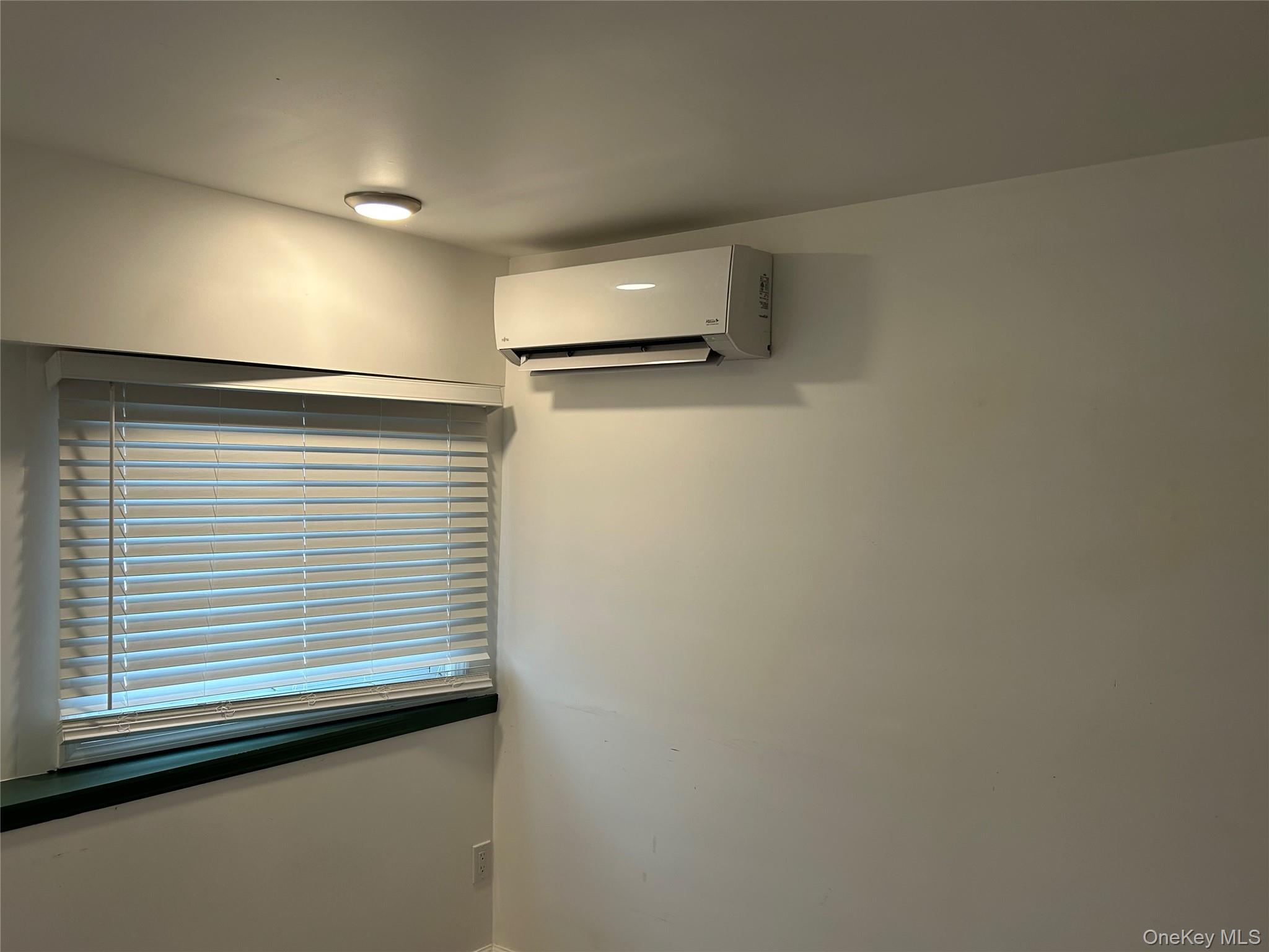 Single Family Modena Country Club  Ulster County, NY 12525, MLS-943979-11