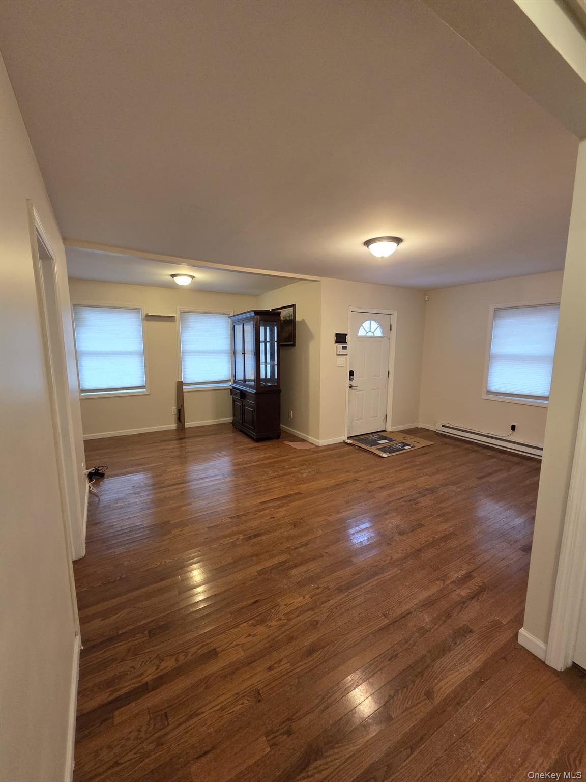 Single Family N 15th Street Suffolk County, NY 11798, MLS-944004-6