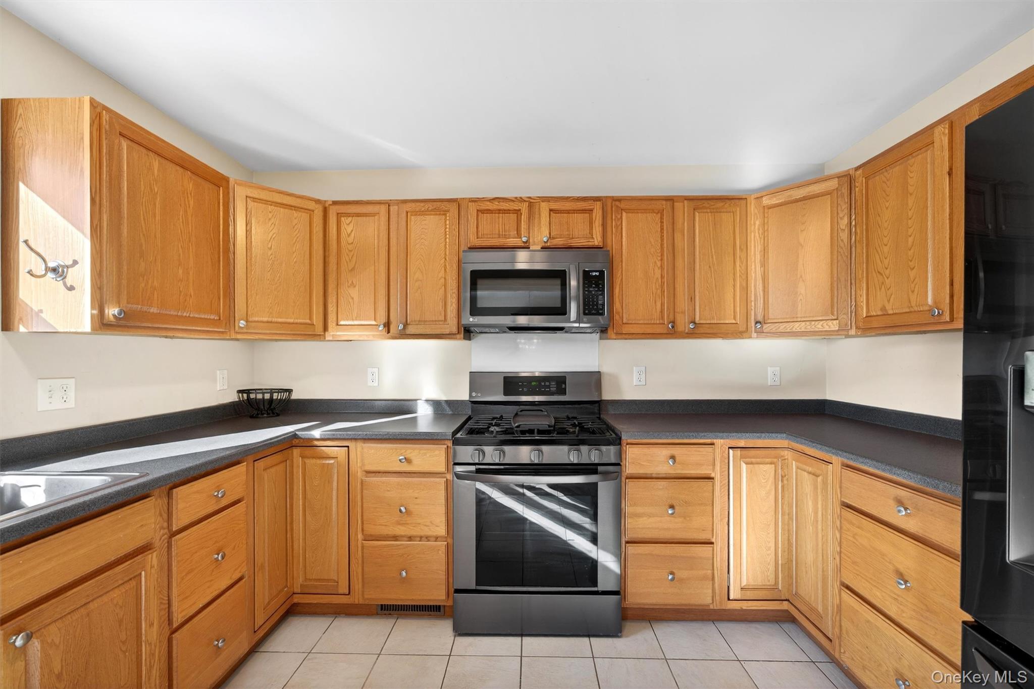 Single Family Gardner Orange County, NY 12771, MLS-944006-13