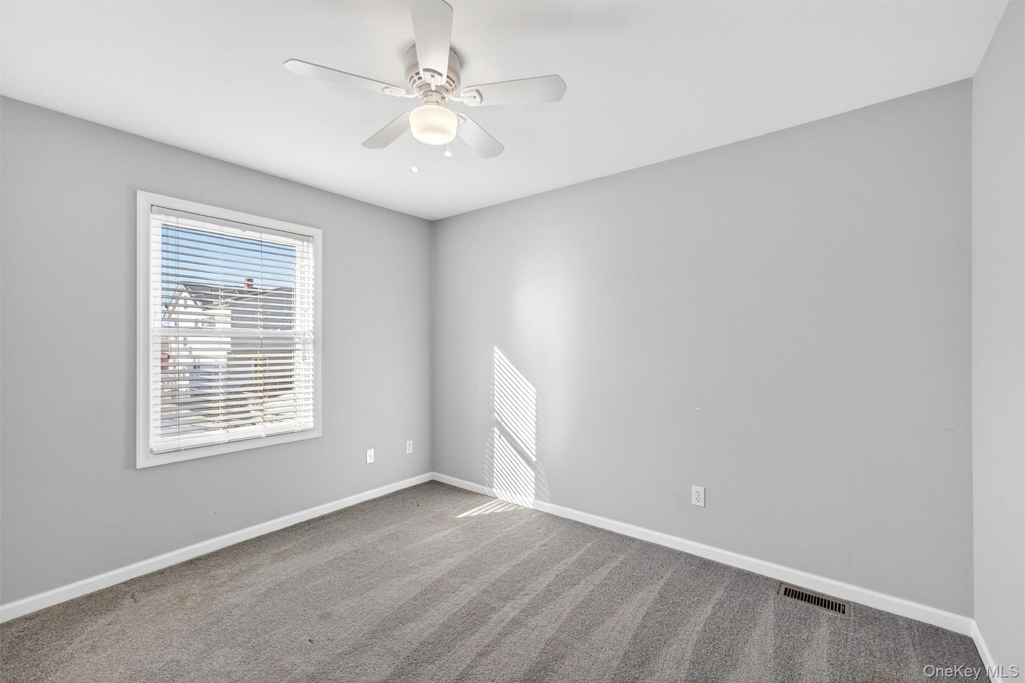 Single Family Gardner Orange County, NY 12771, MLS-944006-16