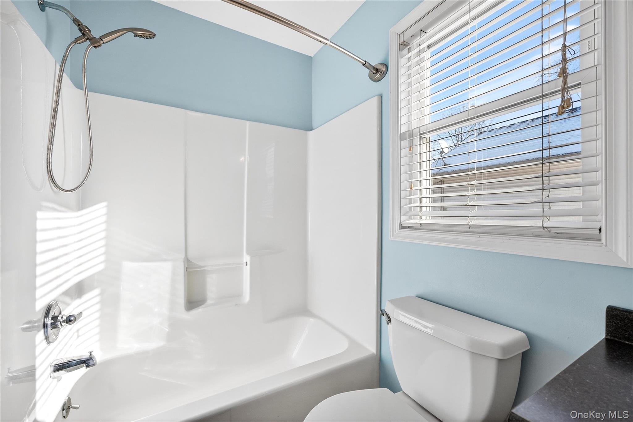 Single Family Gardner Orange County, NY 12771, MLS-944006-22