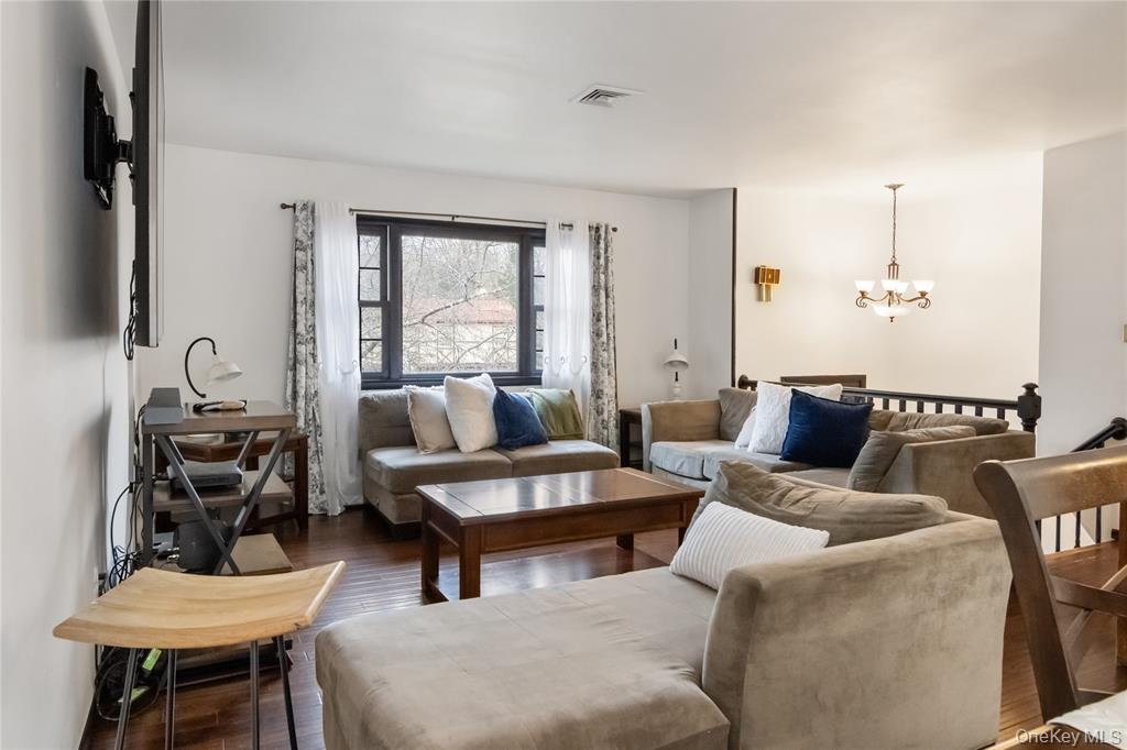 Single Family Newbury Orange County, NY 10950, MLS-944010-7