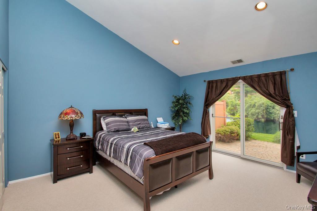 Condo Kristin  Suffolk County, NY 11788, MLS-944050-10