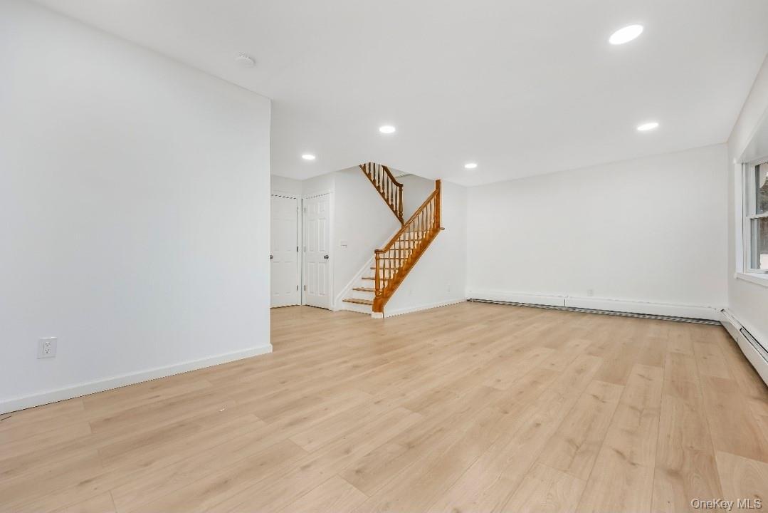 Single Family 5th Suffolk County, NY 11779, MLS-944051-17