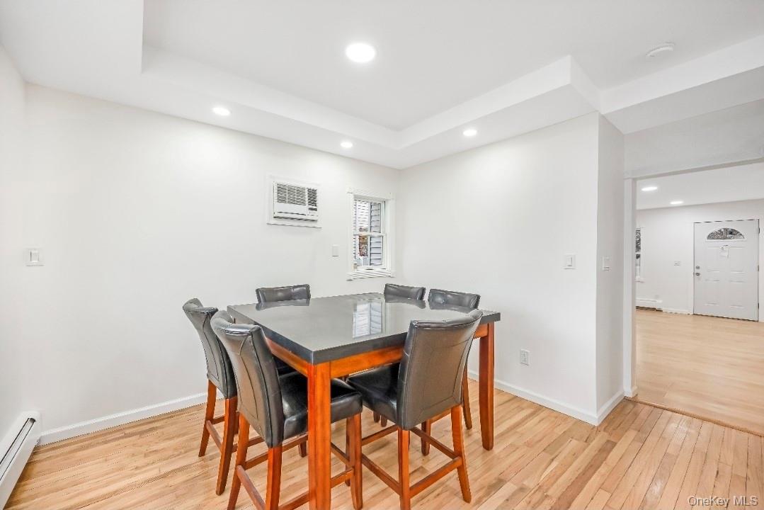 Single Family 5th Suffolk County, NY 11779, MLS-944051-21