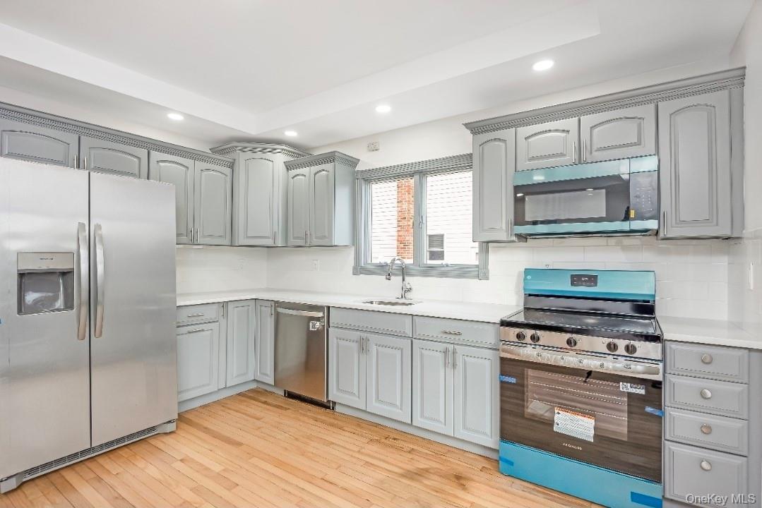 Single Family 5th Suffolk County, NY 11779, MLS-944051-22