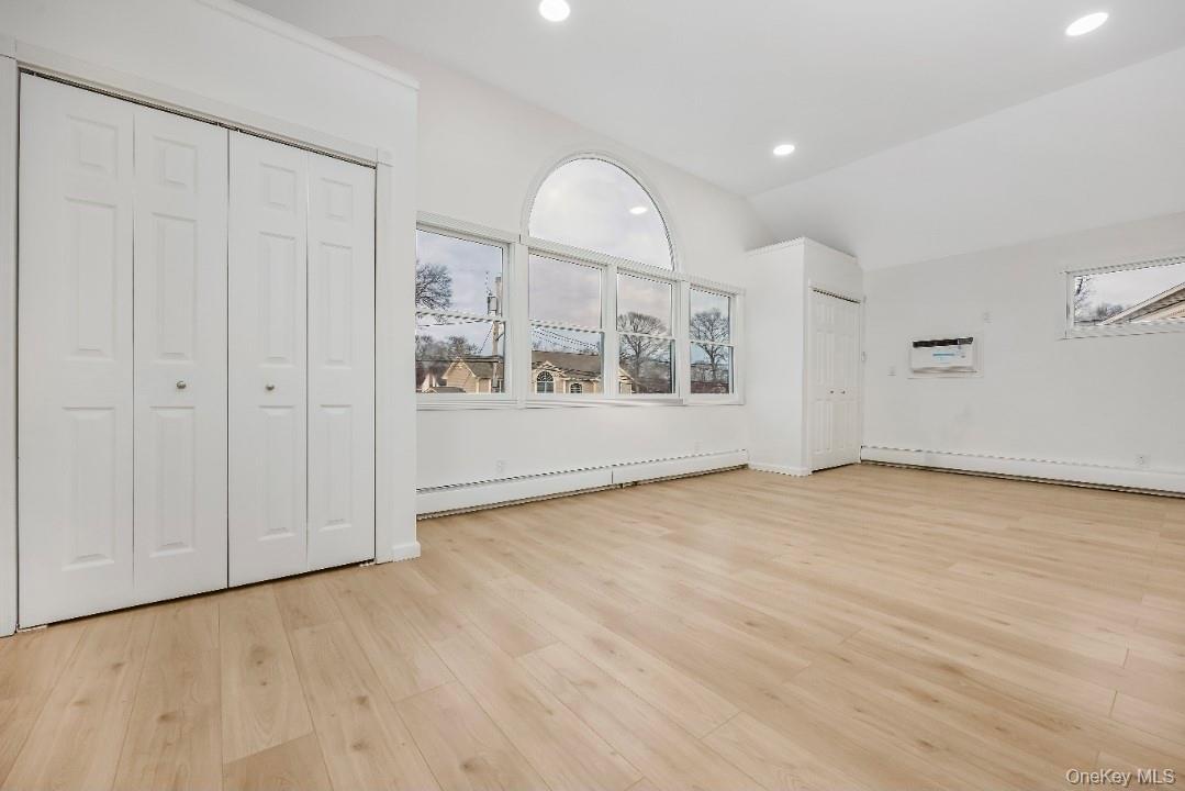 Single Family 5th Suffolk County, NY 11779, MLS-944051-26