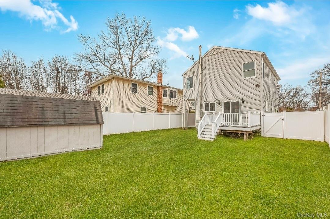 Single Family 5th Suffolk County, NY 11779, MLS-944051-5