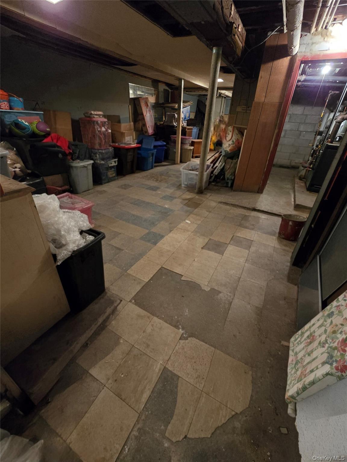 Single Family 95th Queens, NY 11416, MLS-944069-10