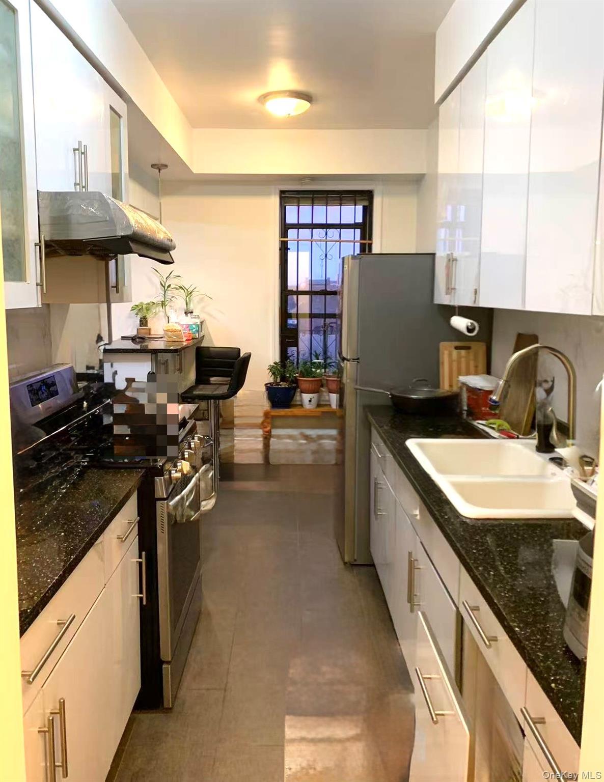 Coop Sanford  Queens, NY 11355, MLS-944076-4