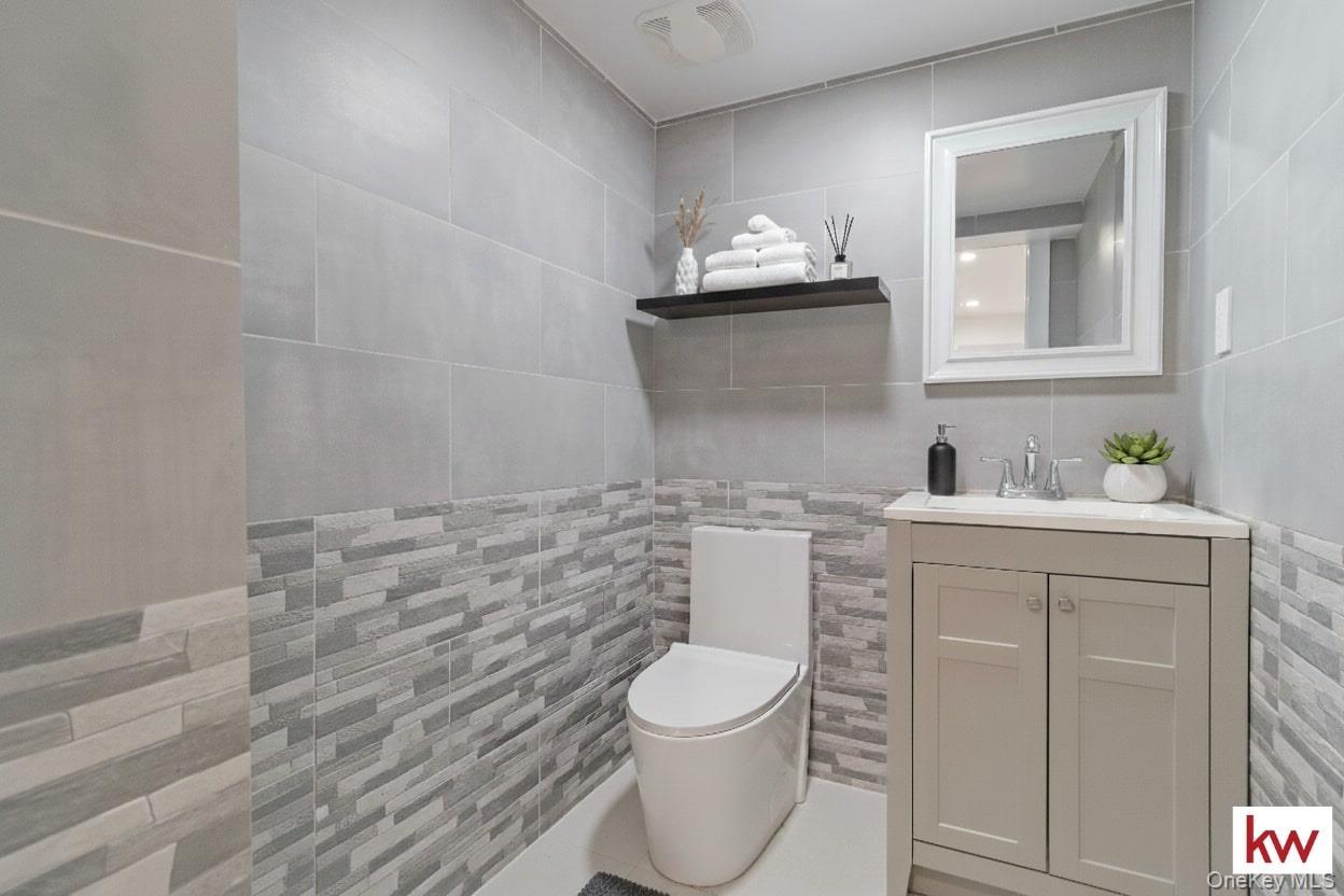 Single Family Quincy  Brooklyn, NY 11221, MLS-944081-17