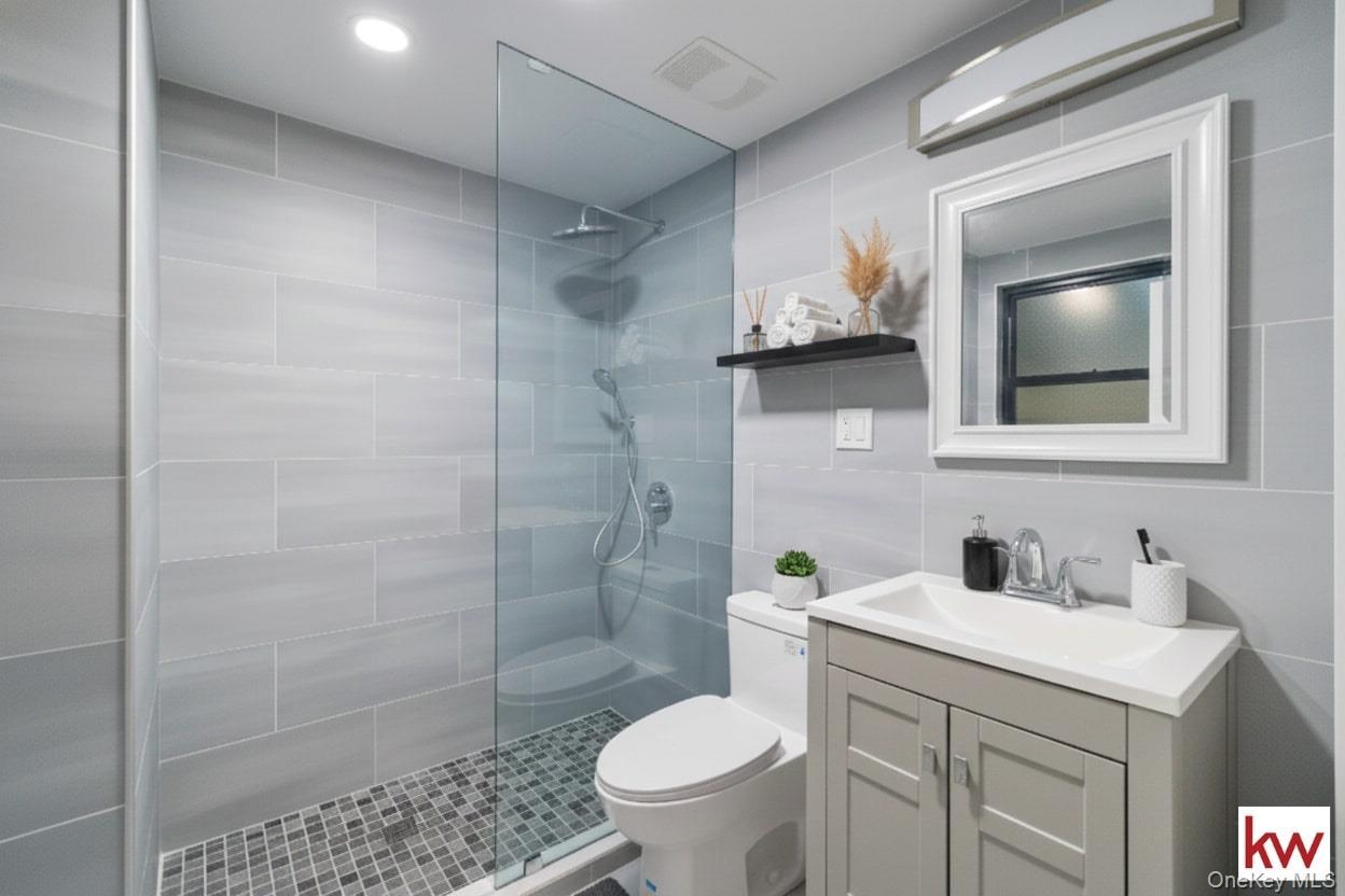 Single Family Quincy  Brooklyn, NY 11221, MLS-944081-21