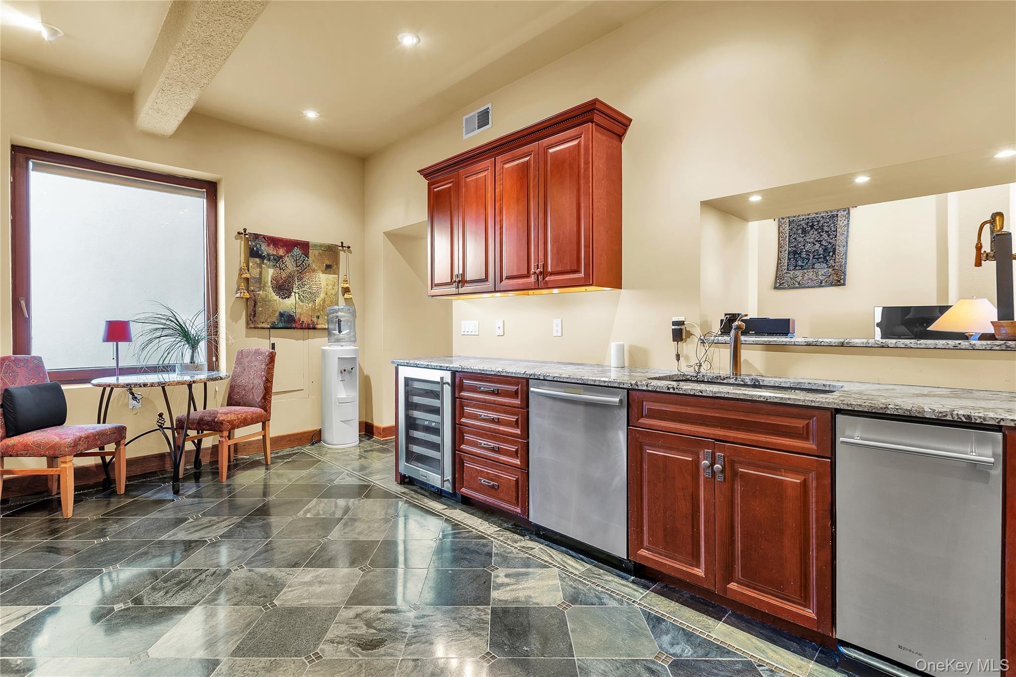 Condo Dicks Castle  Putnam County, NY 10524, MLS-944091-14