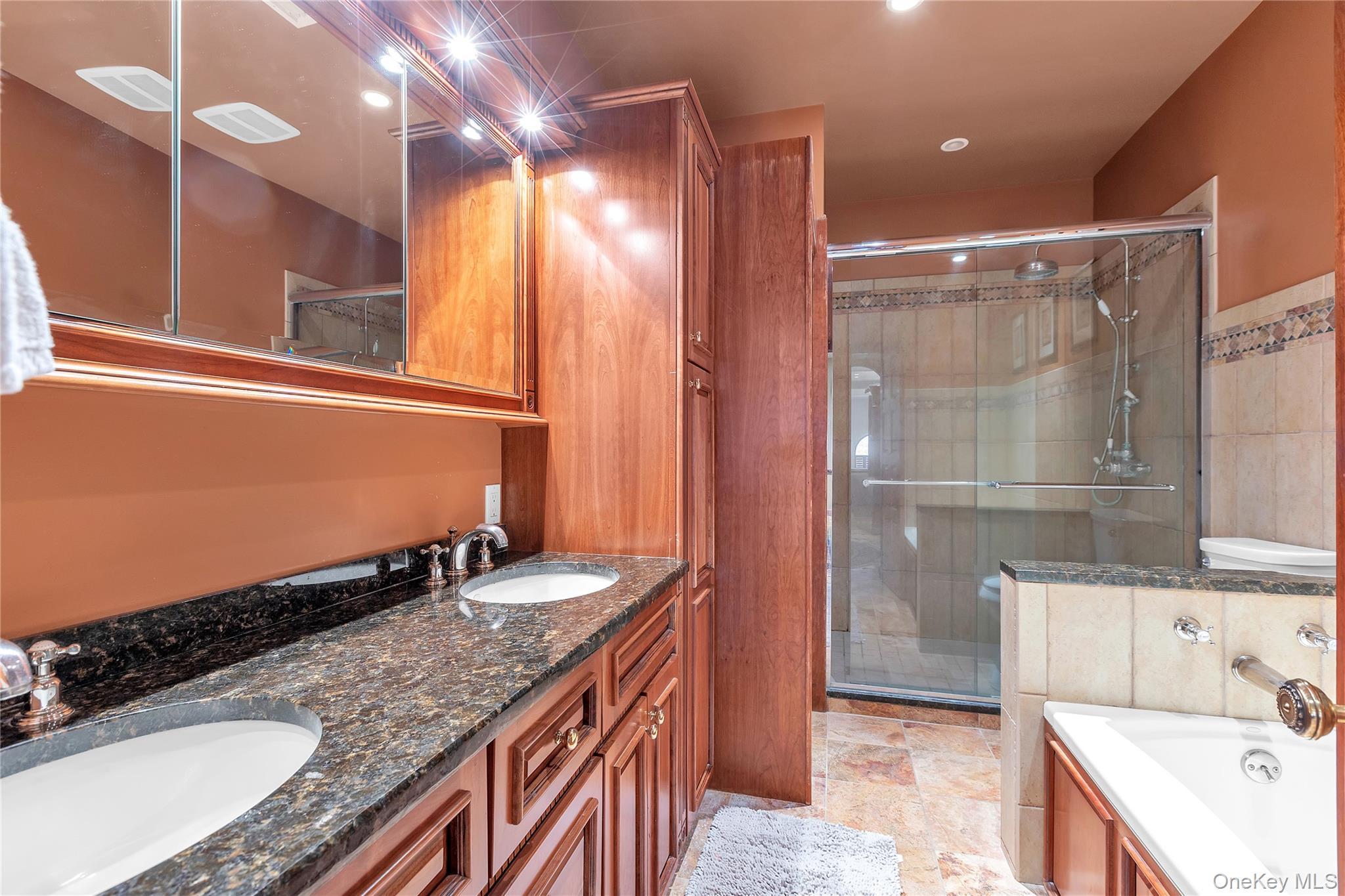 Condo Dicks Castle  Putnam County, NY 10524, MLS-944091-27