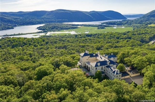 Condo Dicks Castle  Putnam County, NY 10524, MLS-944091-40