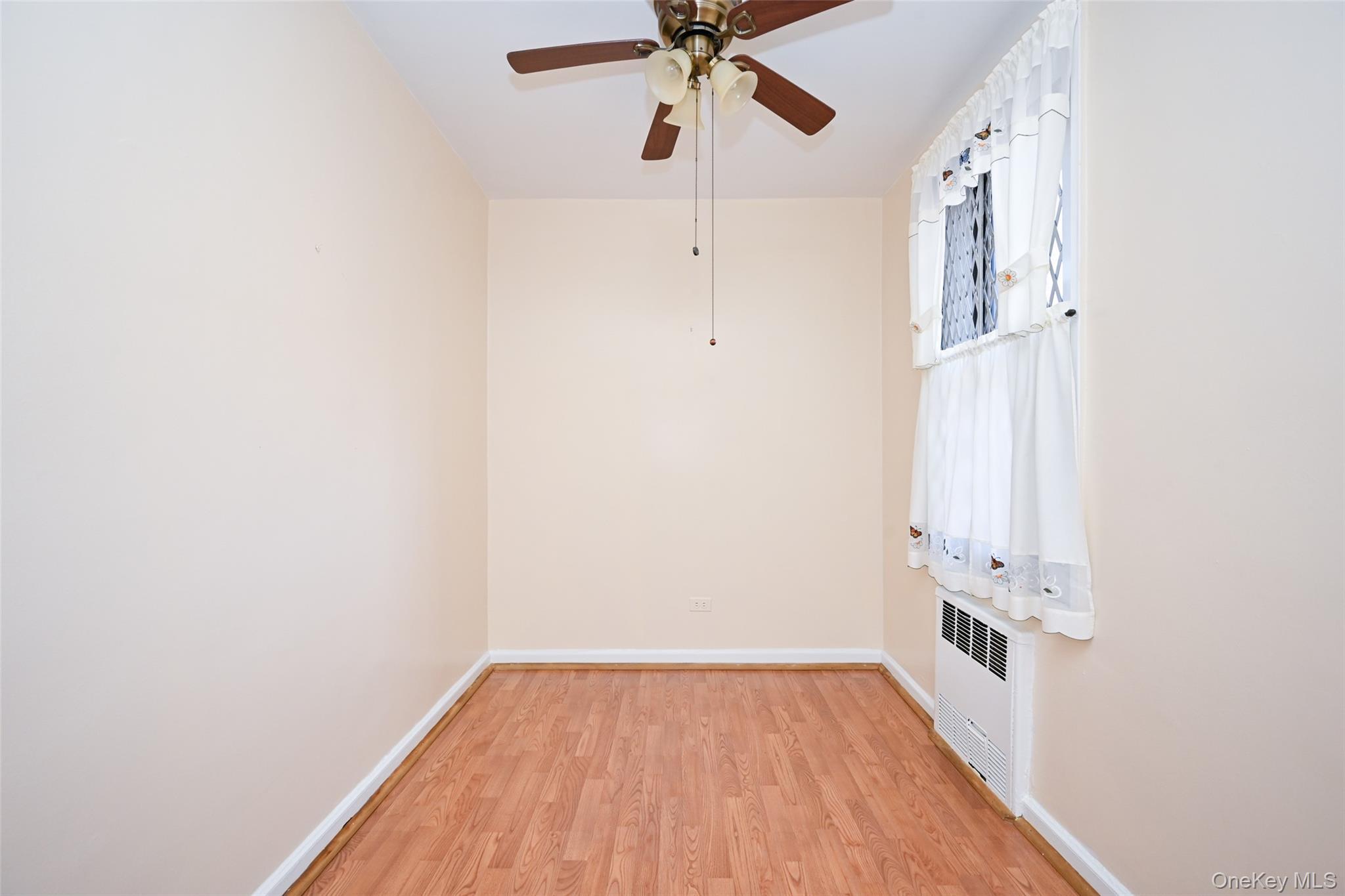 Coop 92  Queens, NY 11372, MLS-944151-4