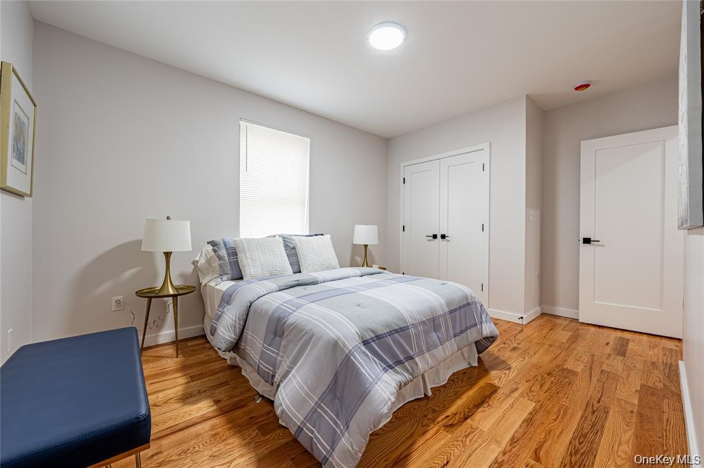 Single Family Morris Park  Bronx, NY 10460, MLS-944159-11