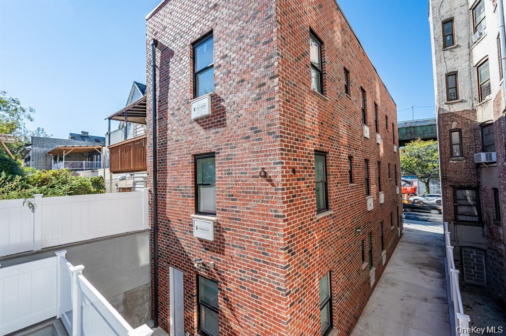 Single Family Morris Park  Bronx, NY 10460, MLS-944159-27