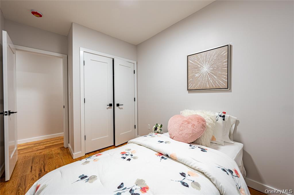 Single Family Morris Park  Bronx, NY 10460, MLS-944159-7