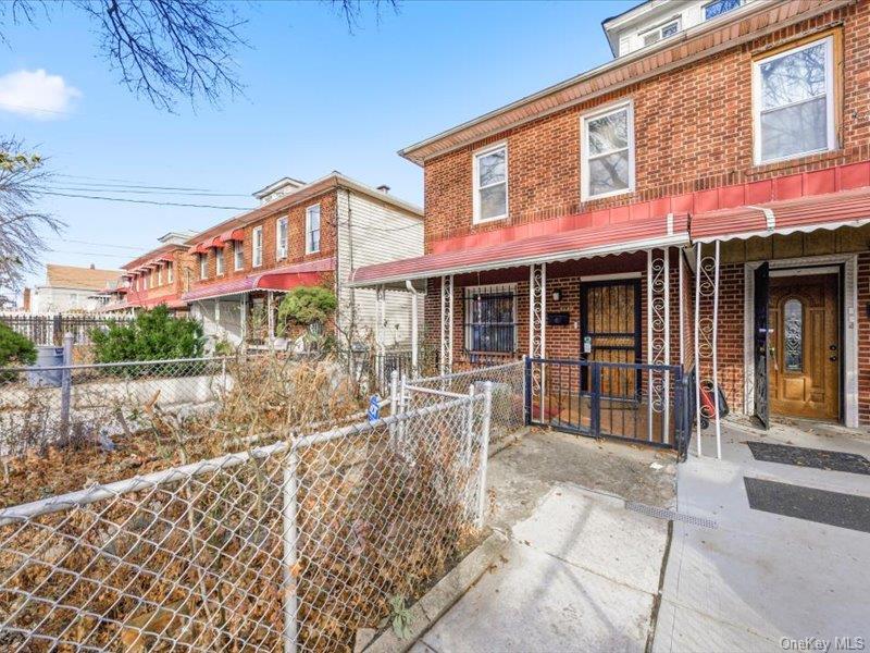 Single Family Eastchester Bronx, NY 10469, MLS-944181-37