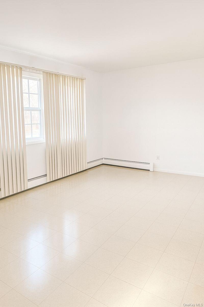 Single Family Post  Suffolk County, NY 11713, MLS-944186-5