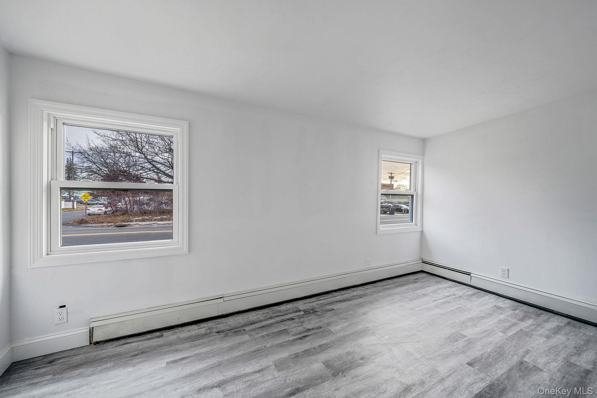 Single Family Redington Suffolk County, NY 11706, MLS-944212-15