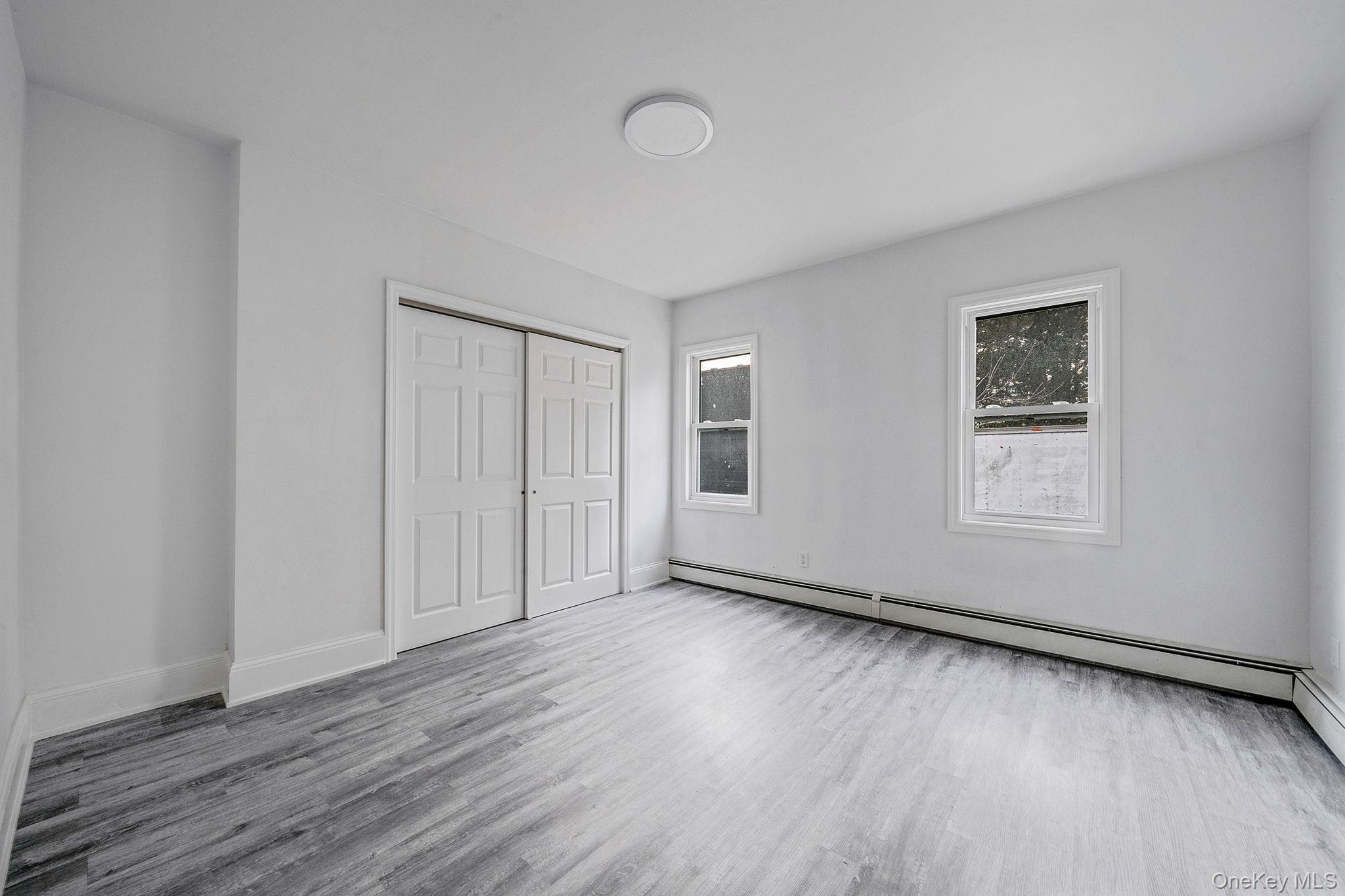 Single Family Redington Suffolk County, NY 11706, MLS-944212-17