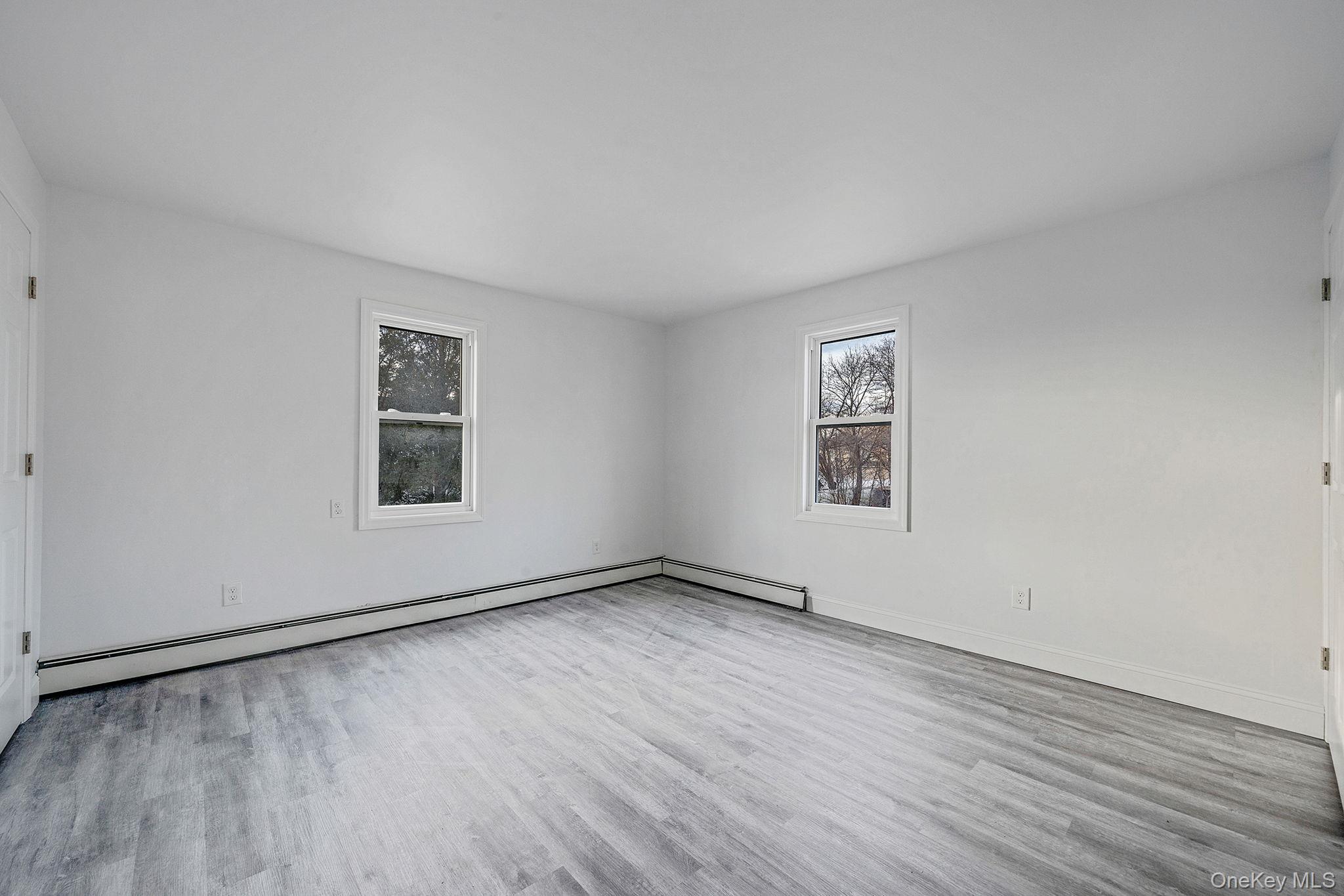 Single Family Redington Suffolk County, NY 11706, MLS-944212-24