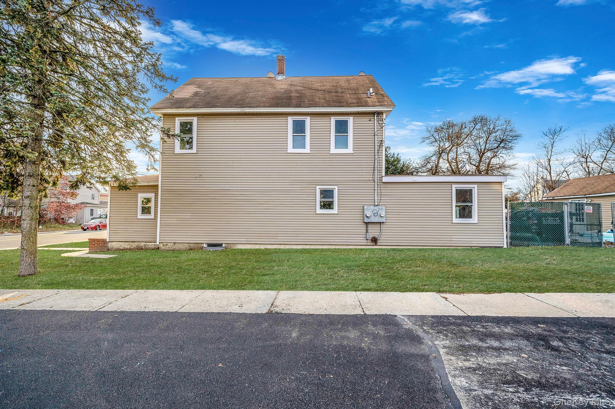 Single Family Redington Suffolk County, NY 11706, MLS-944212-4