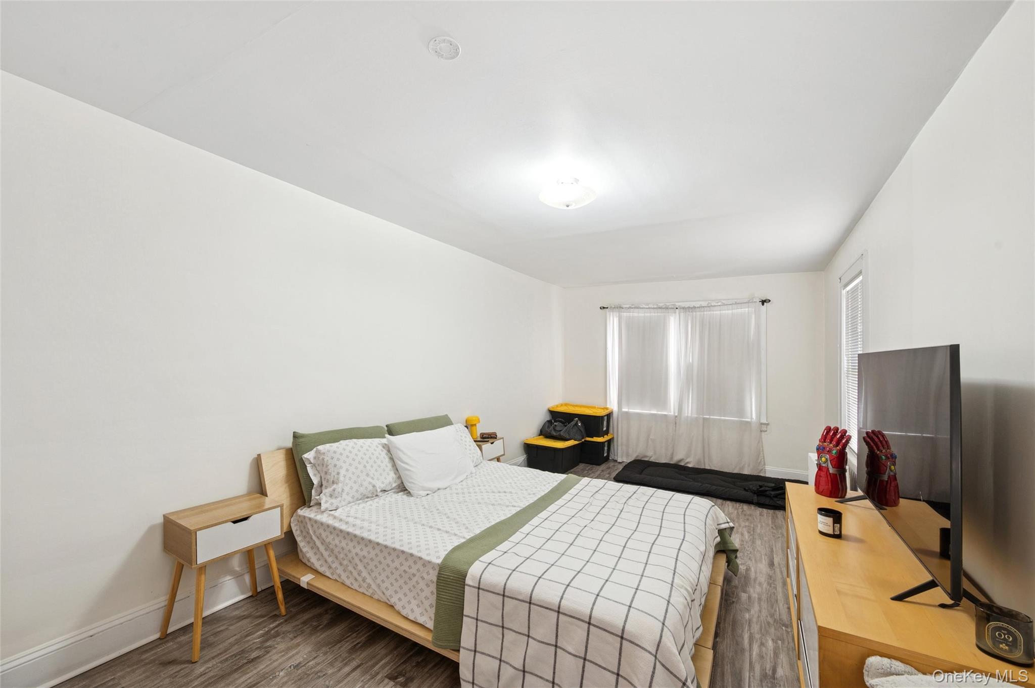 Single Family Traymore Nassau County, NY 11558, MLS-944214-13