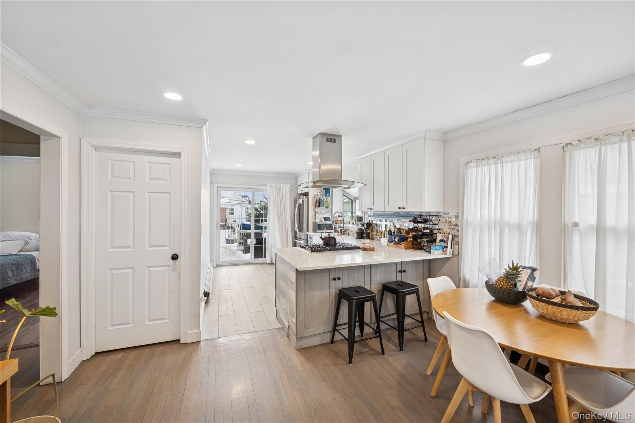 Single Family Traymore Nassau County, NY 11558, MLS-944214-8