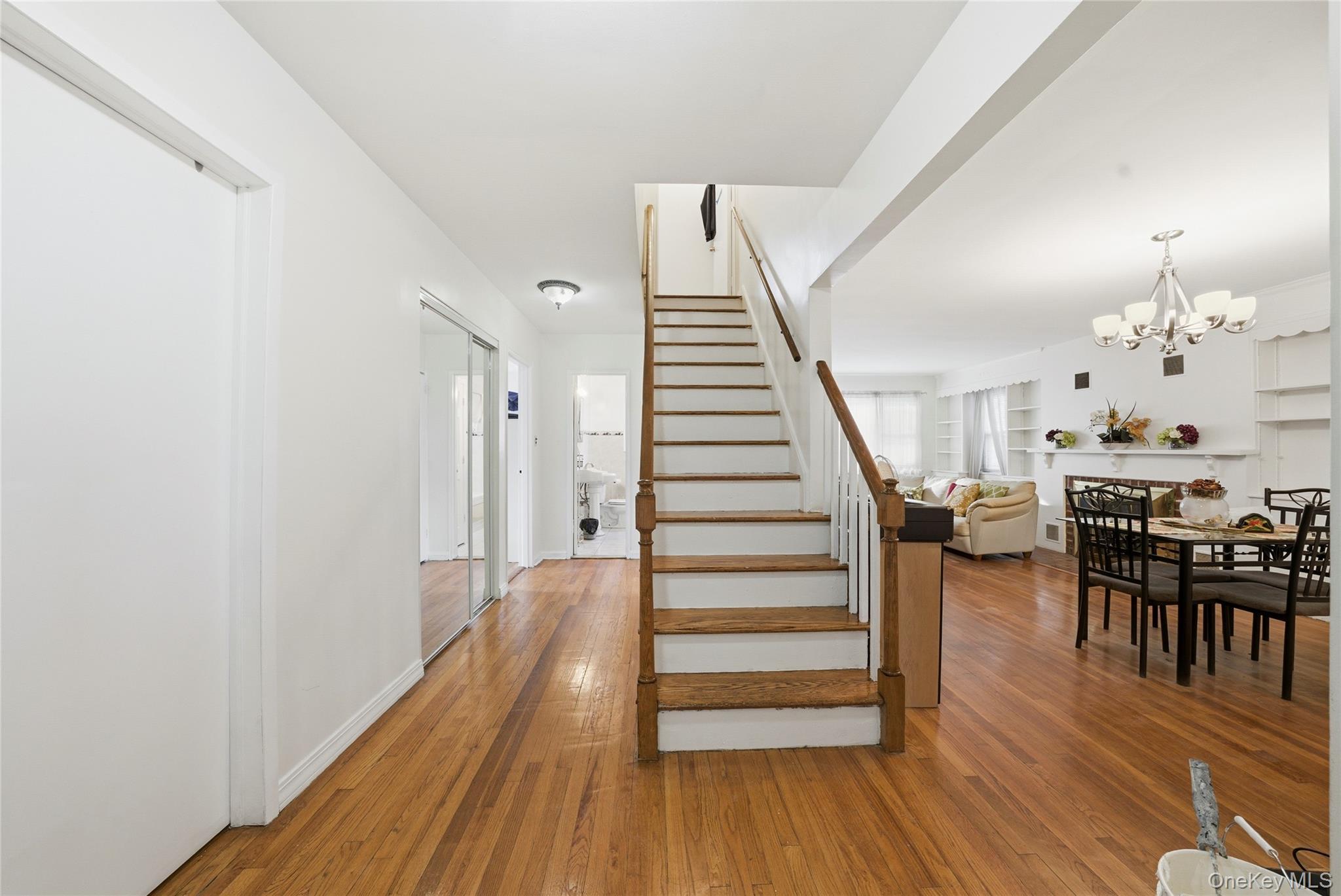 Single Family Monticello Bronx, NY 10466, MLS-944244-17