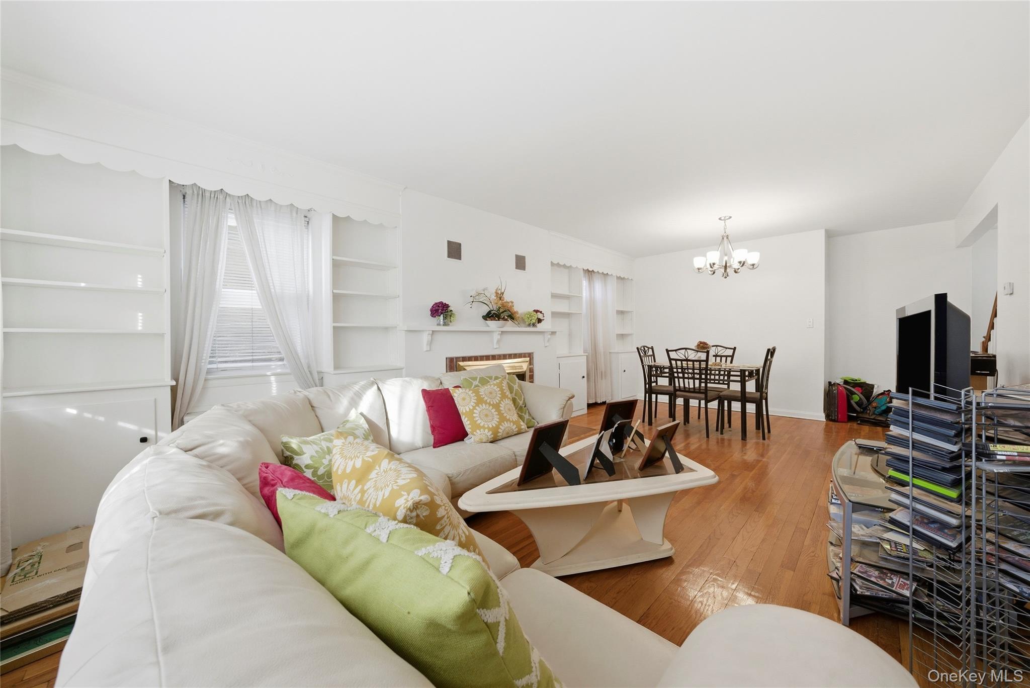 Single Family Monticello Bronx, NY 10466, MLS-944244-20